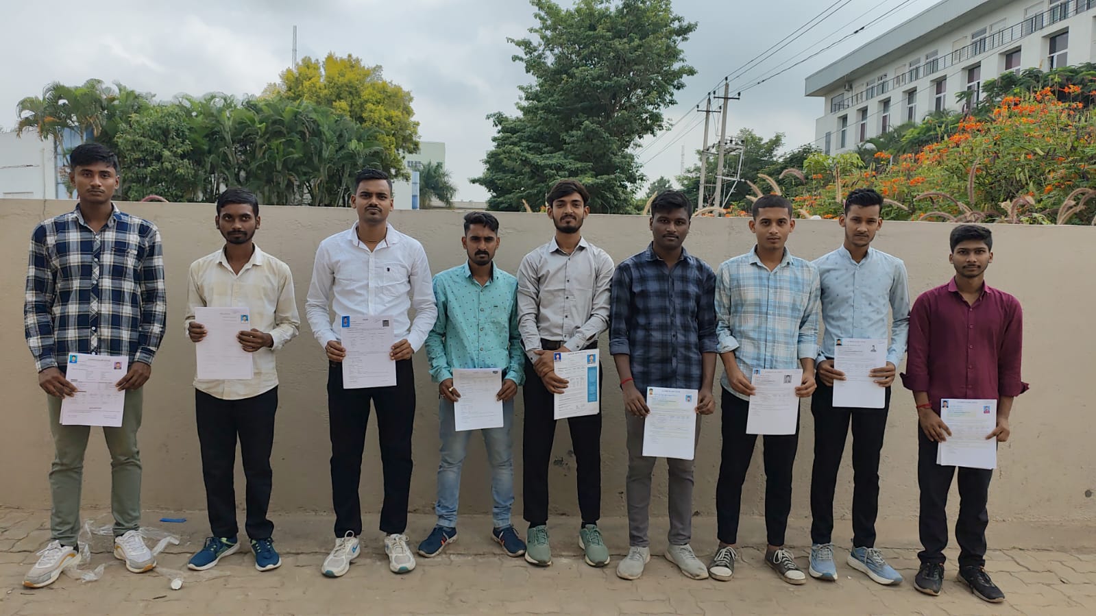 Group joining (9 Students)