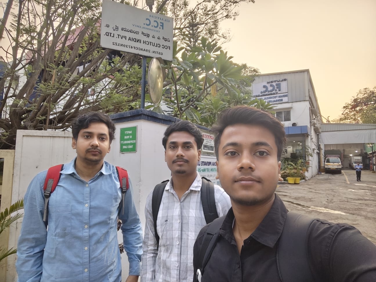 Asif Hossain Mallick, Satagnik Banerjee, Pratham Das